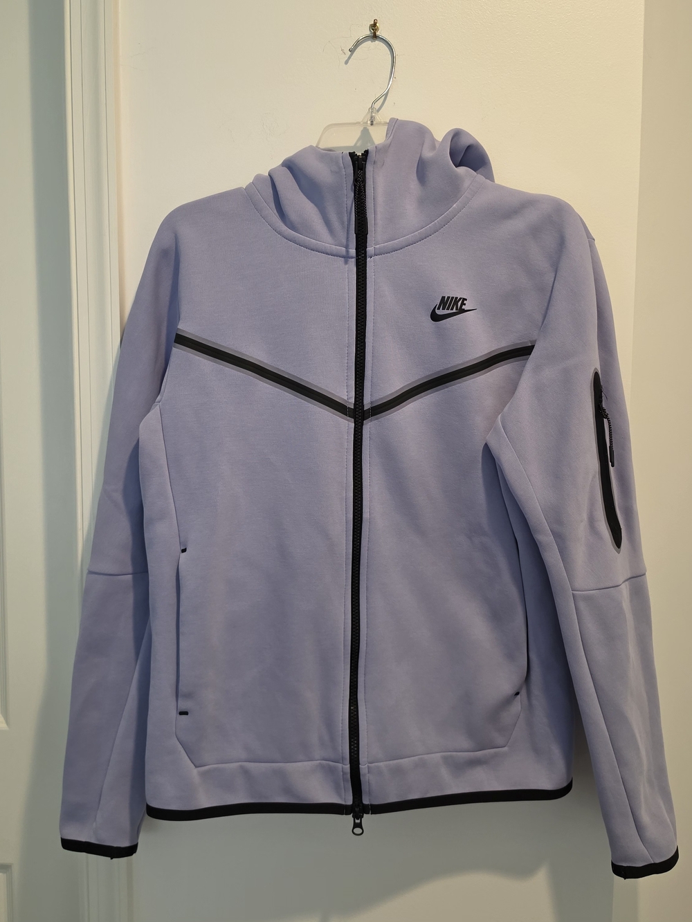 Nike Sportswear Tech Fleece Full-Zip HoodieLight Thistle. Mens Size S
